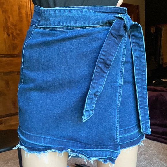 Forever 21 Dresses & Skirts - Tie wrap denim mini skirt